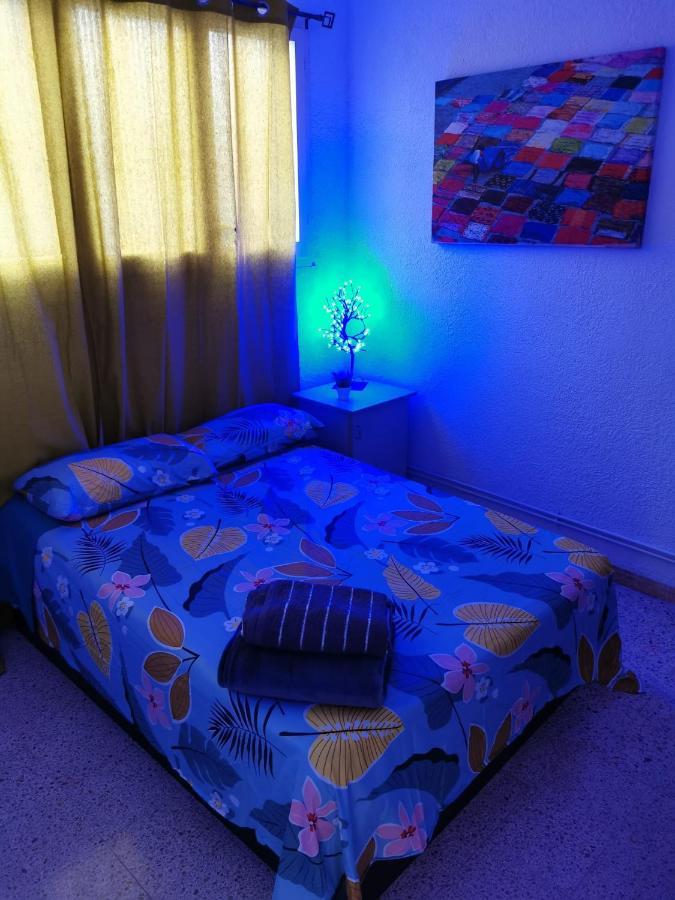 Hostal Babylon Barselona Dış mekan fotoğraf